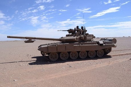 char algérien à Tindouf