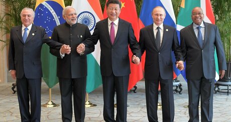 Les dirigeants des BRICS, réunis en 2016 à Hangzhou en Chine : Michel Temer, Narendra Modi, Xi Jinping, Vladimir Poutine, et Jacob Zuma, © AFP / Sputnik / Sergey Guneev